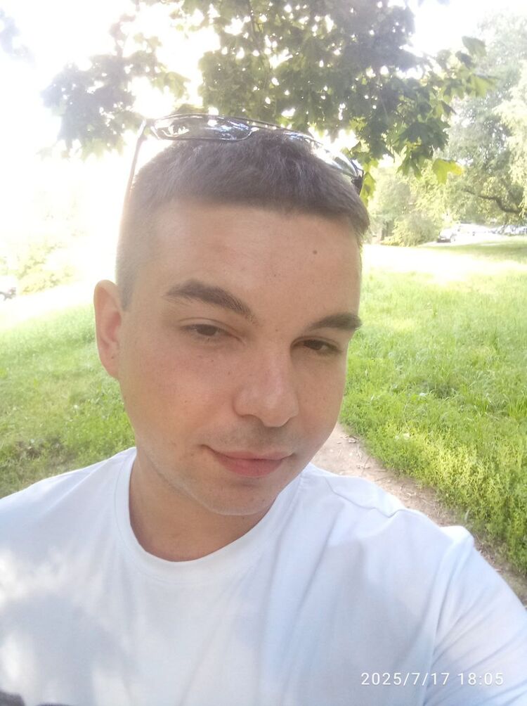  53313482  , 25 ,    