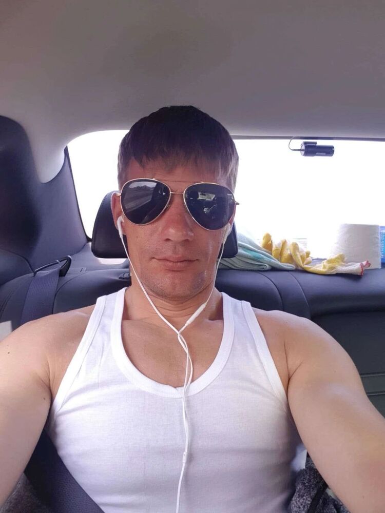  Sosan,   Gennadii, 38 ,   ,   , c 