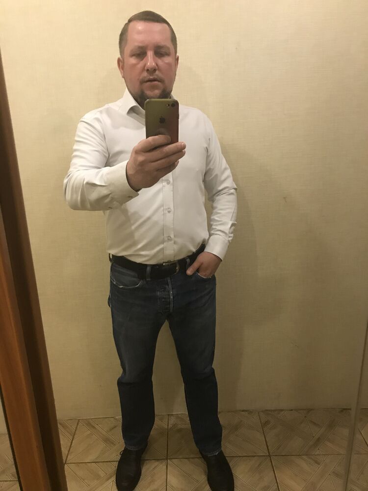  42883152  , 40 ,    