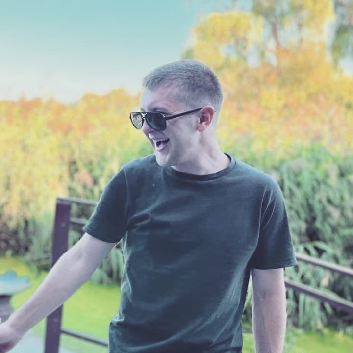  -,   , 21 ,   ,   