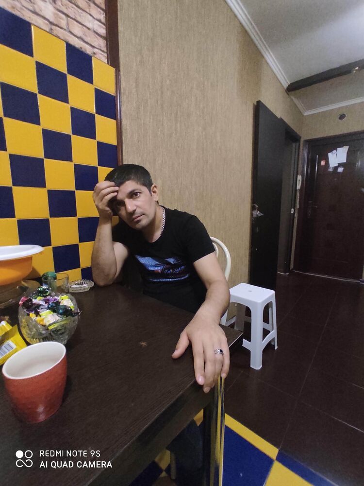  27740392  Alik, 43 ,    