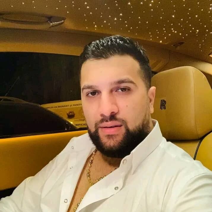  ,   David mike, 55 ,   ,   