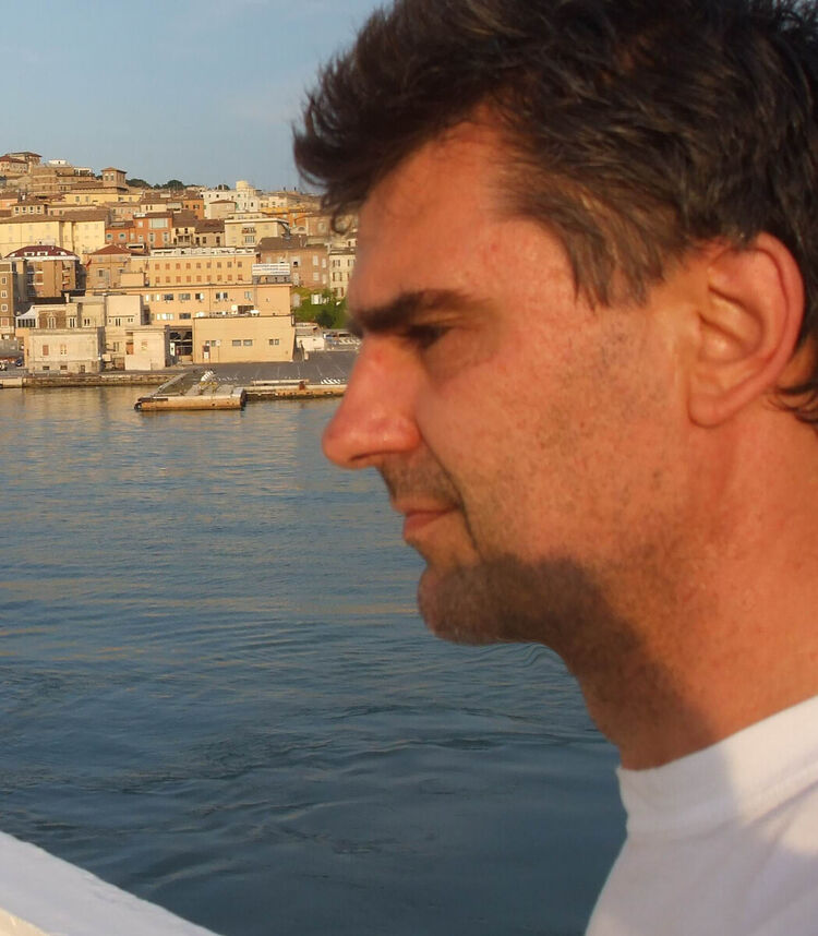  ,   Miroslav, 53 ,   ,   , c , 