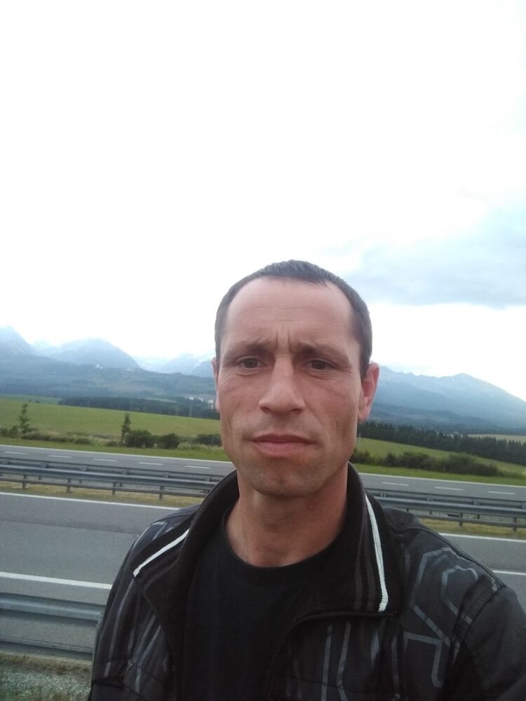  17016152  Stanislav, 38 ,    
