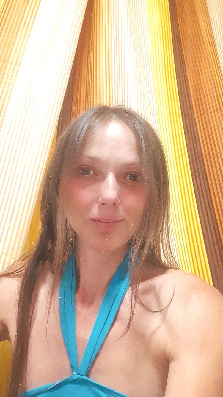  44887222  , 42 ,    