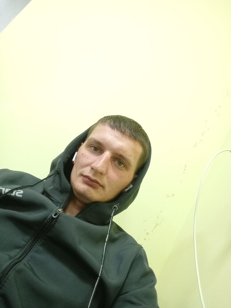  38339382  Boris, 30 ,    -
