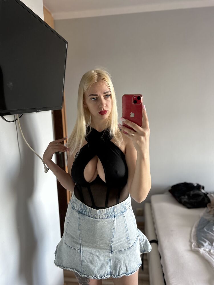  51315872  Anna, 29 ,    Pfarrkirchen