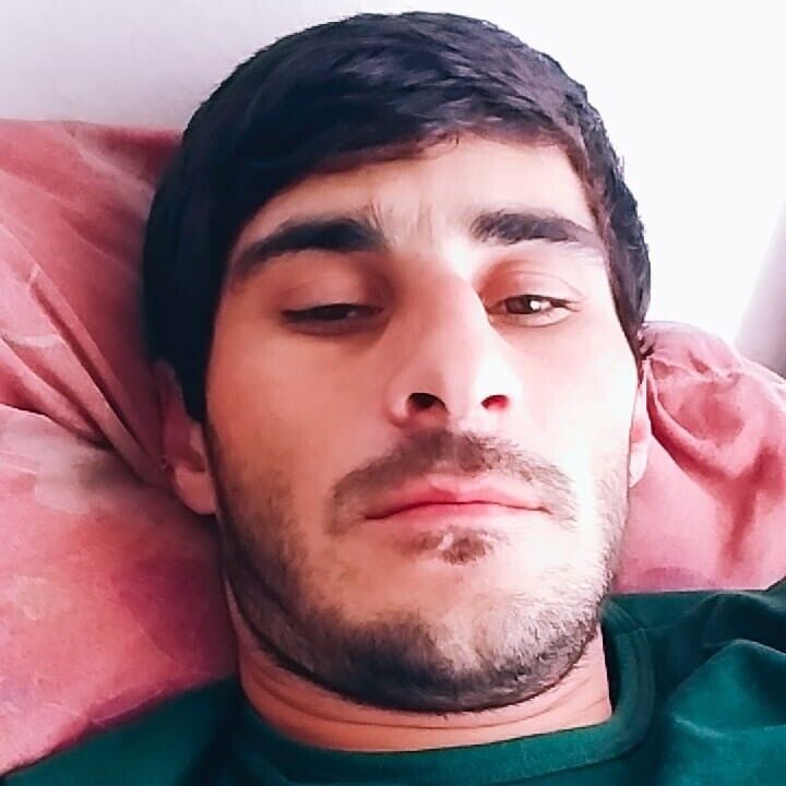 41366582  VAGABOV, 37 ,    