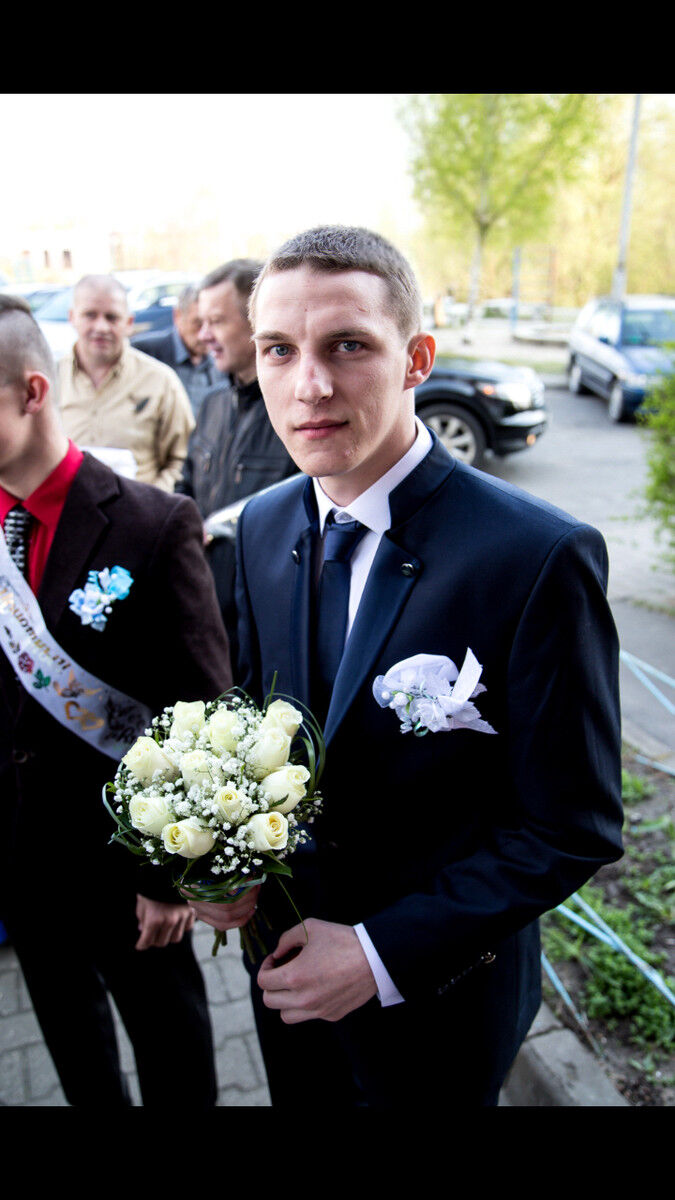 6411092  Christian, 31 ,    