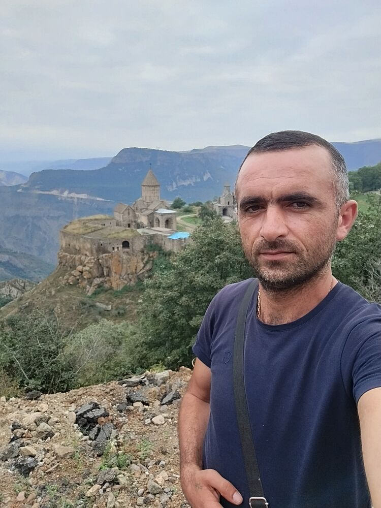 ���� 51051882 ������� Harut, 39 ���, ���� ���������� � �������������