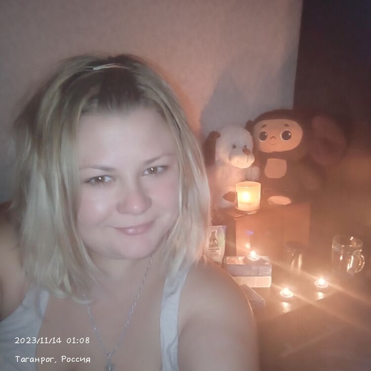  42875082  Svetlana, 35 ,    
