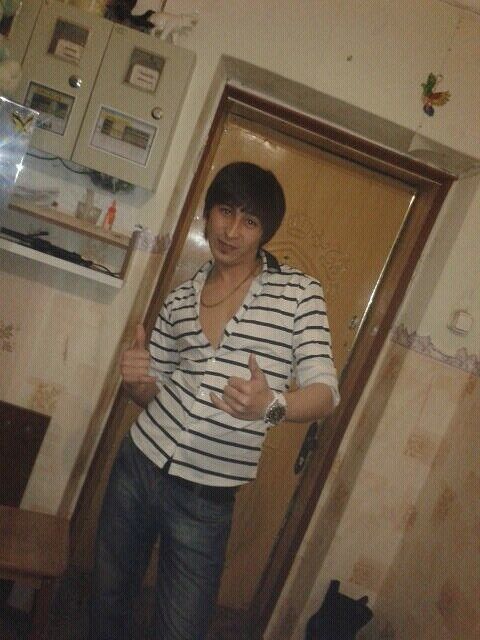  45832872  M A K C, 33 ,    