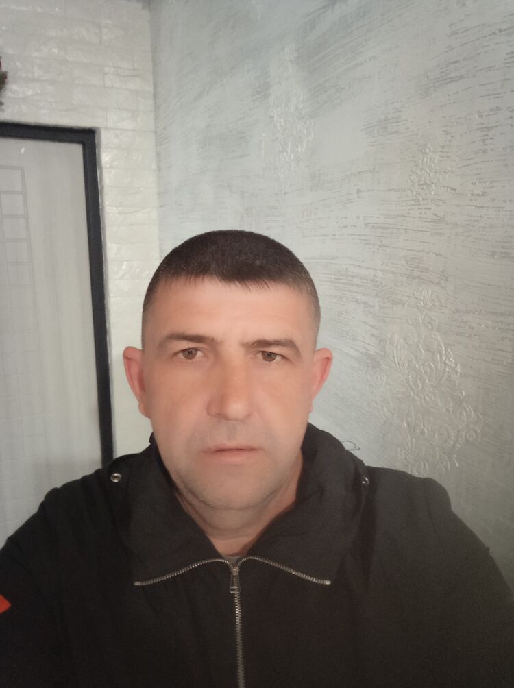  33793482  , 44 ,    