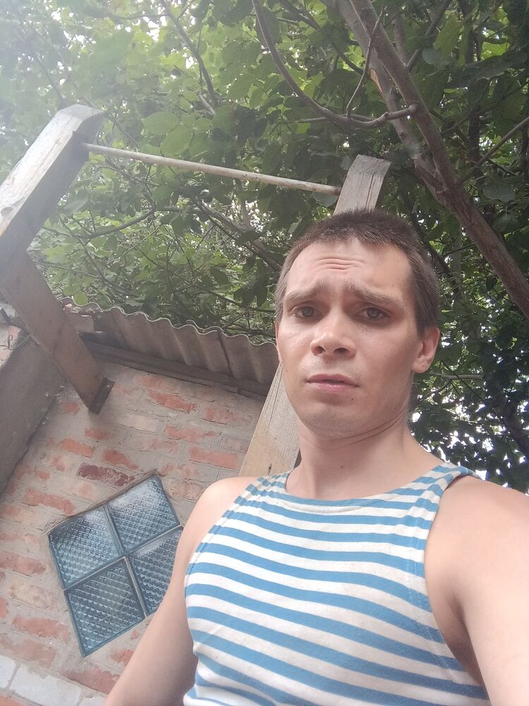  45422972  Nekiy, 28 ,    