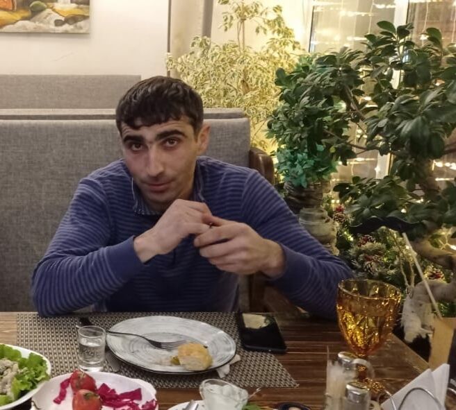 ���������� ������������, ���� ������� AAA, 37 ���, ������������ ��� ������, ����� � ���������