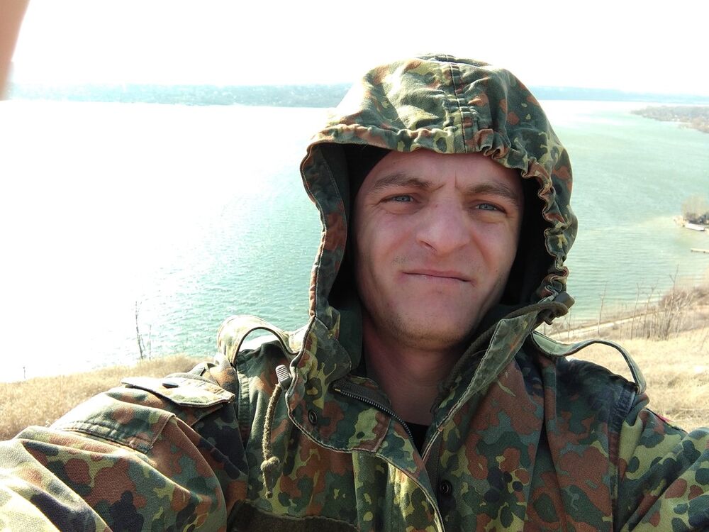  19439212  Misha, 35 ,    