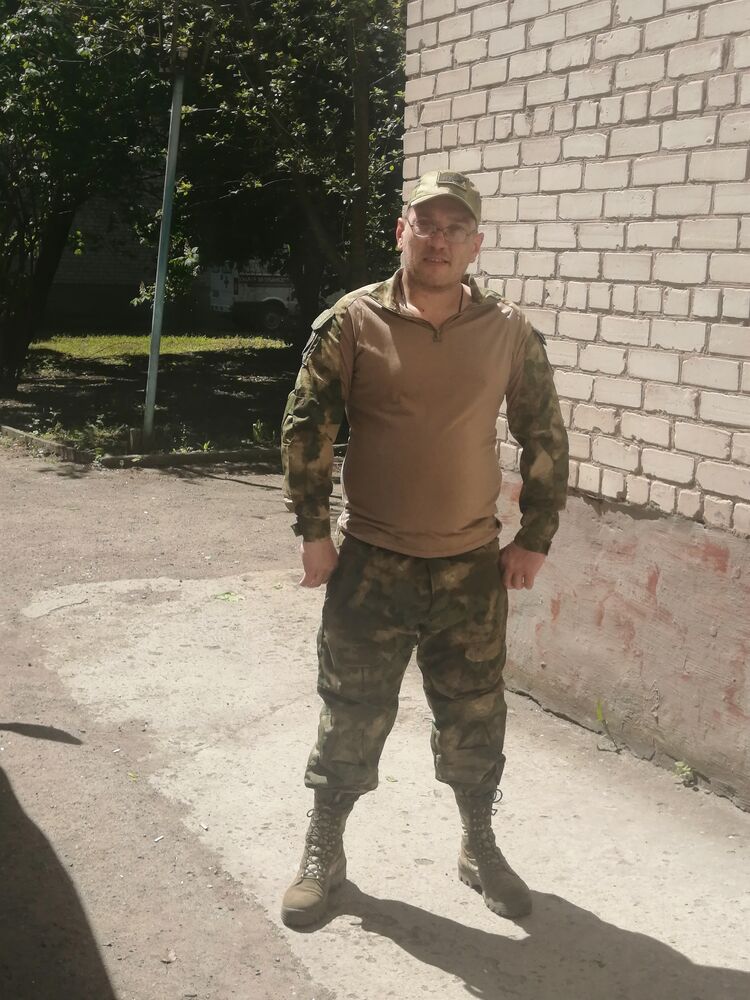  38436702  , 34 ,    