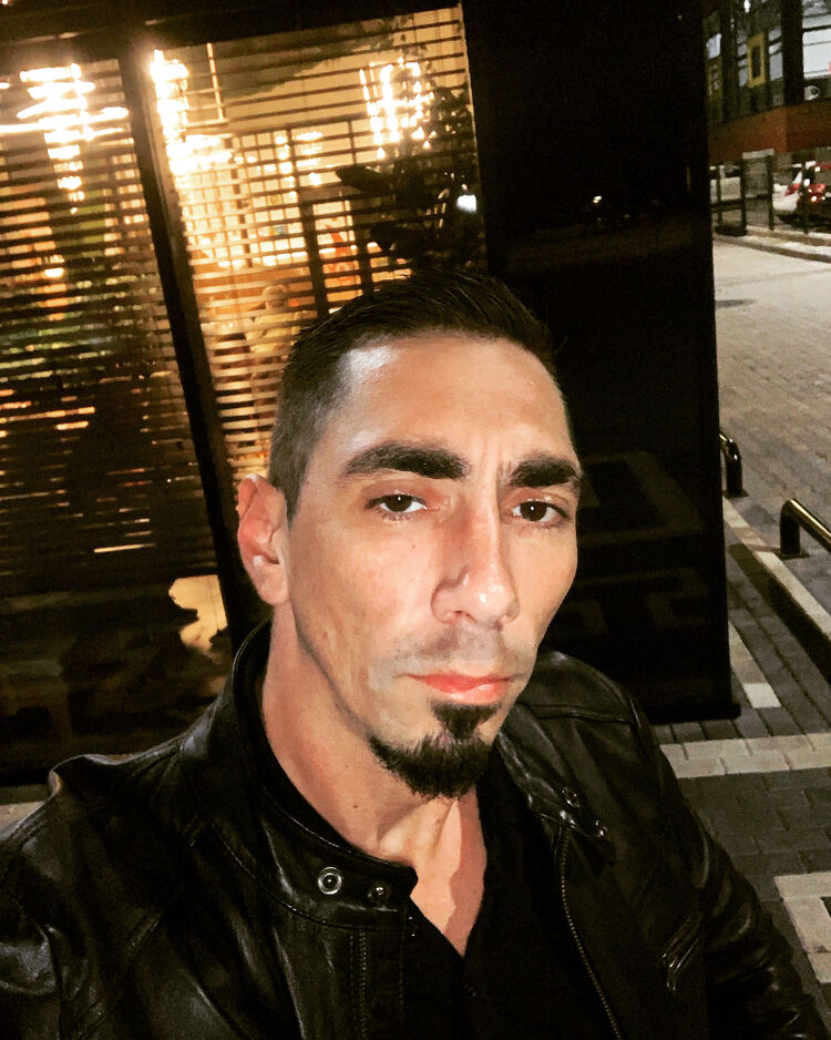  47829932  , 37 ,    