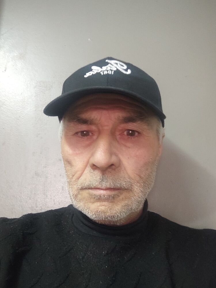  42968852  , 56 ,    