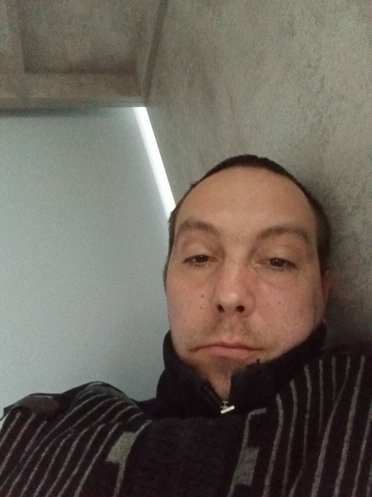  48068982  , 35 ,    