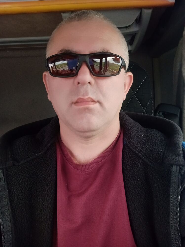  33877532  , 43 ,    