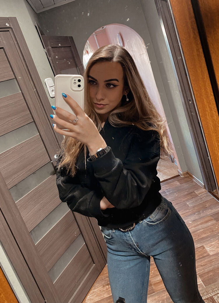  31517832  , 23 ,    -