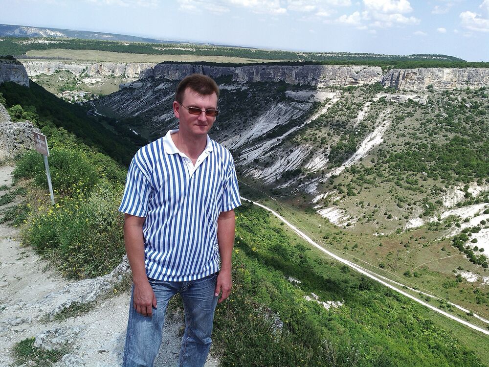  40109872  Ivan, 39 ,    