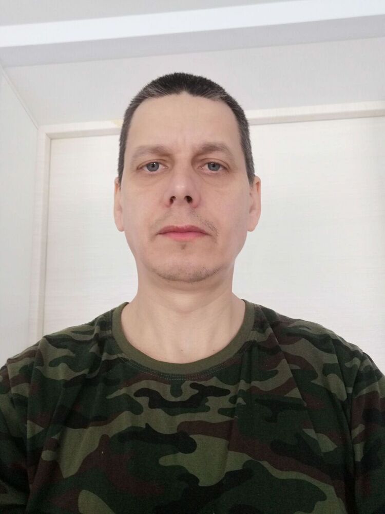  42527932  , 47 ,    