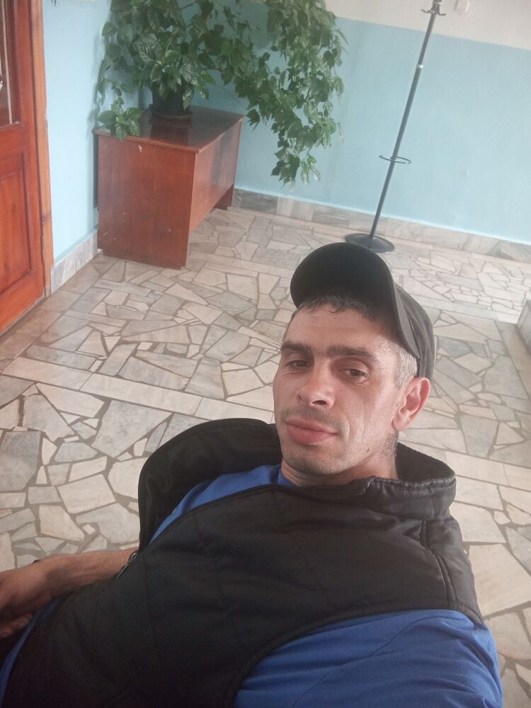  43769952  , 40 ,    