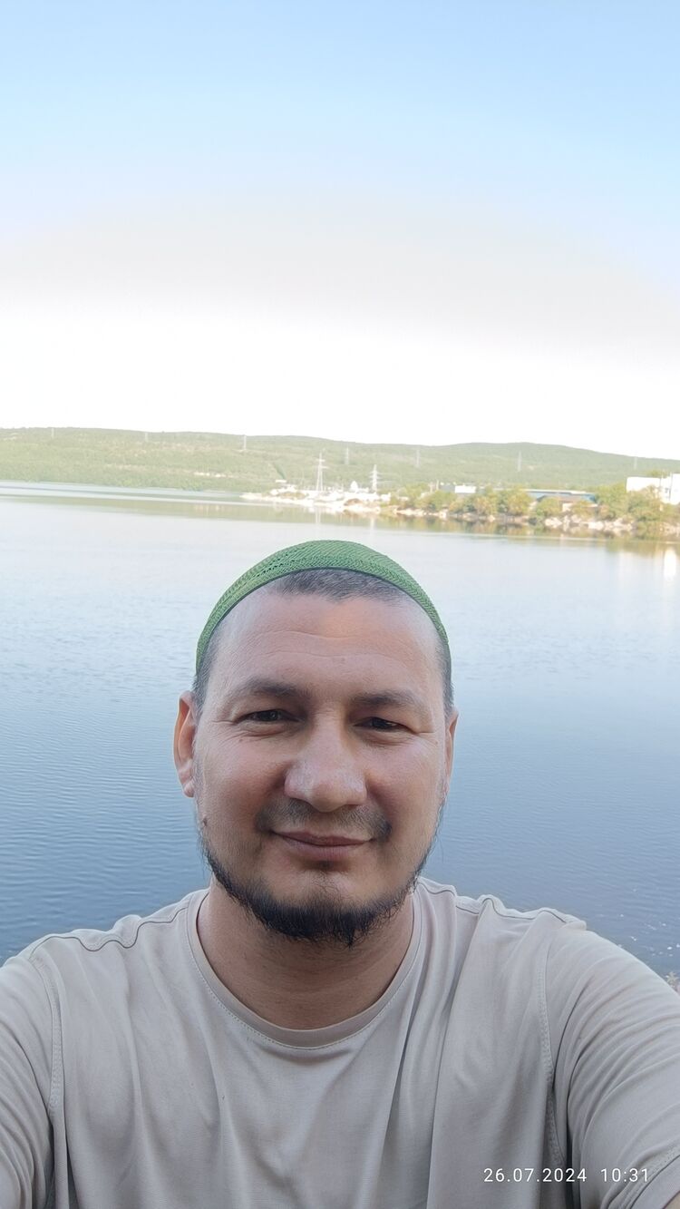  44997892  Alisher, 37 ,    