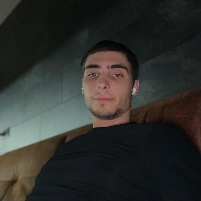  28493532  , 27 ,    