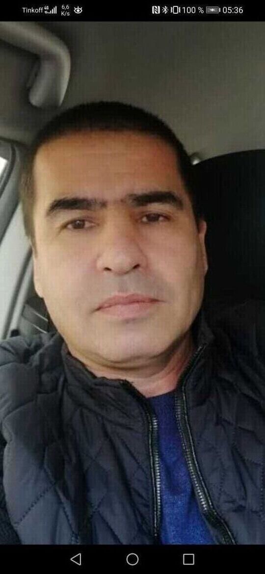  36270492  Makhmud, 44 ,    