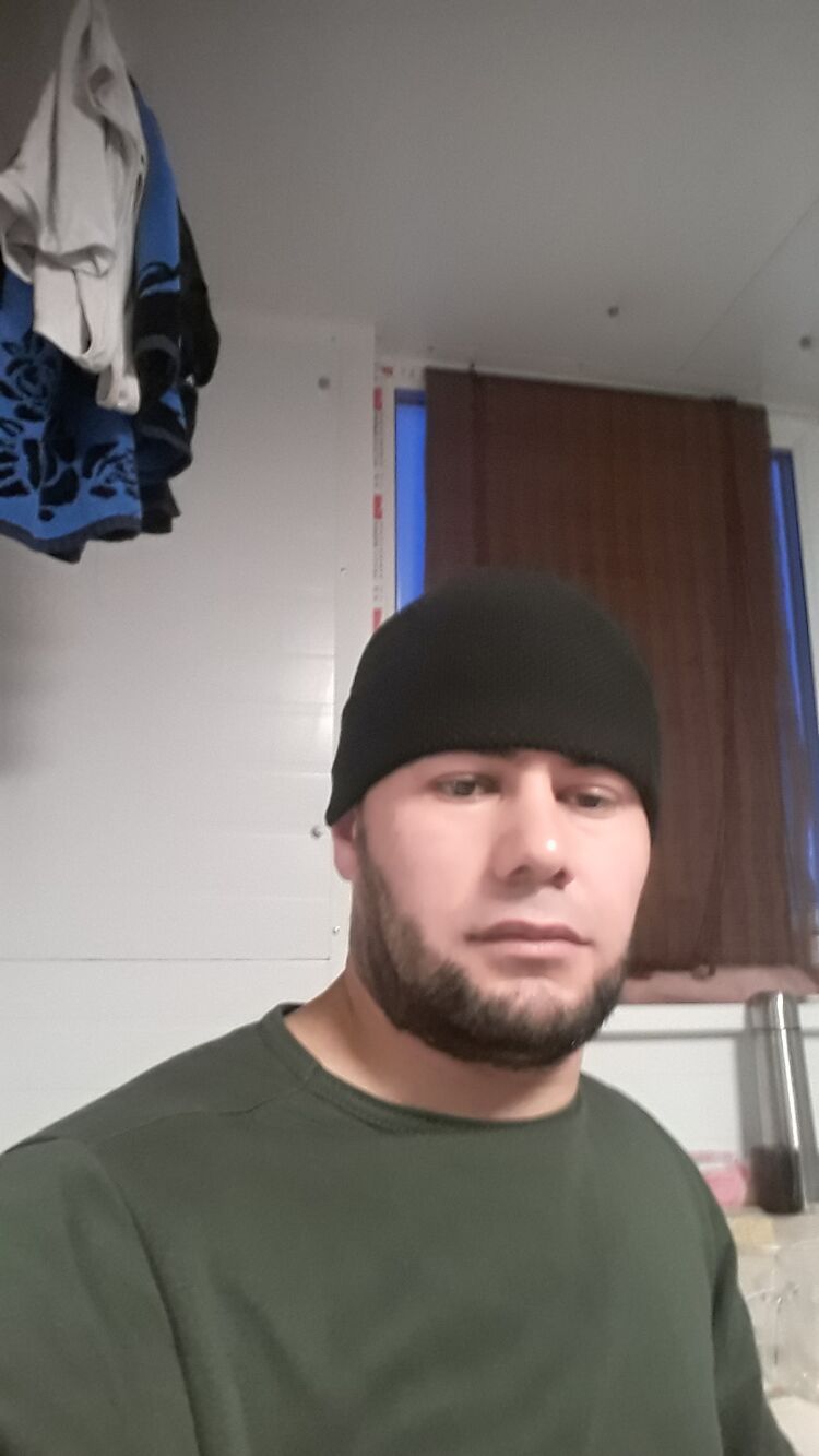  39401252  , 37 ,    