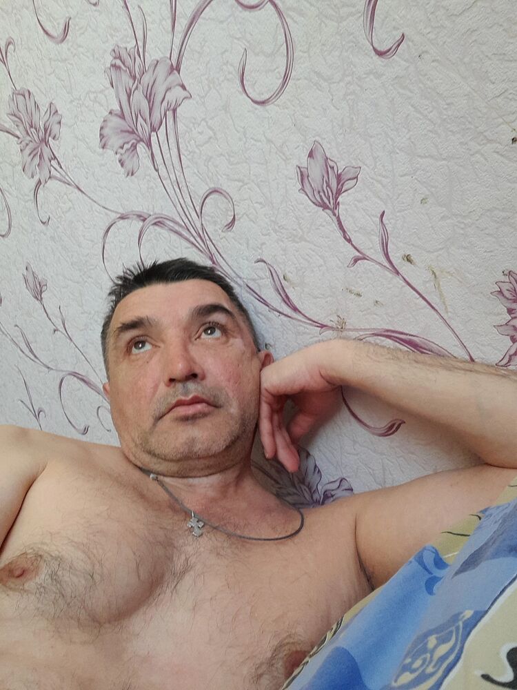  45242932   , 57 ,    