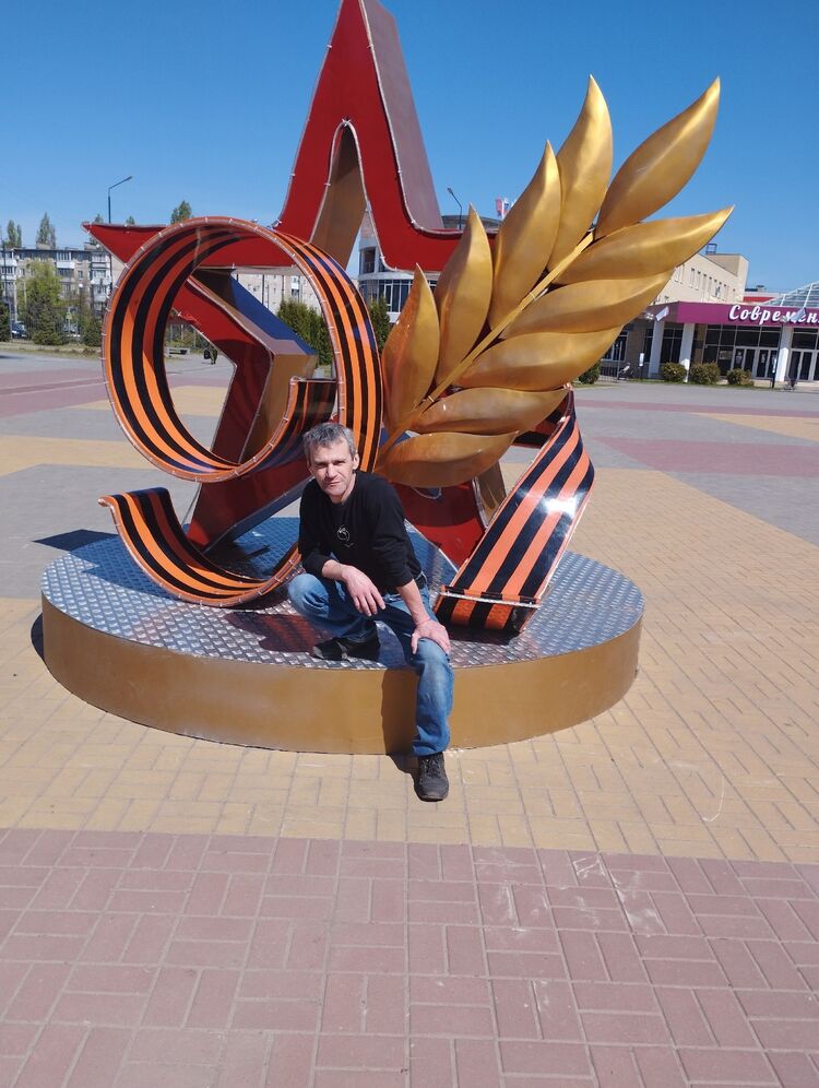  41078922  Nikolaj, 46 ,    