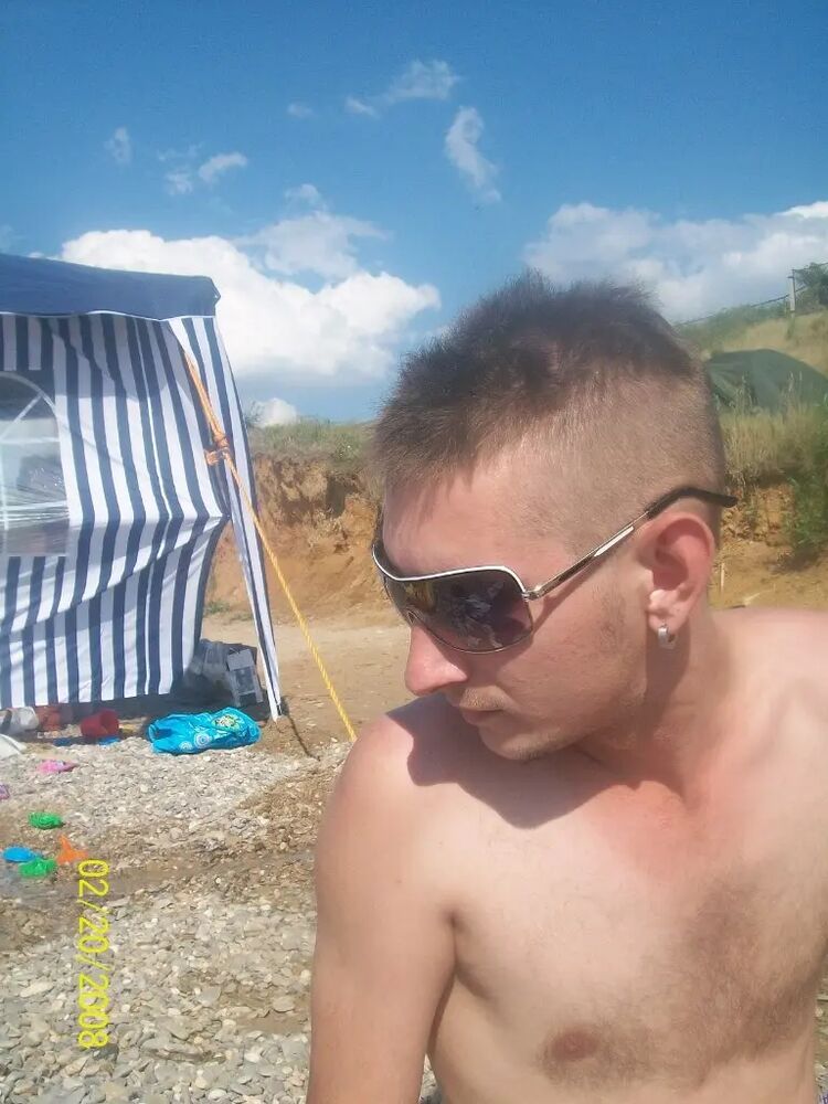  30595382  , 36 ,    