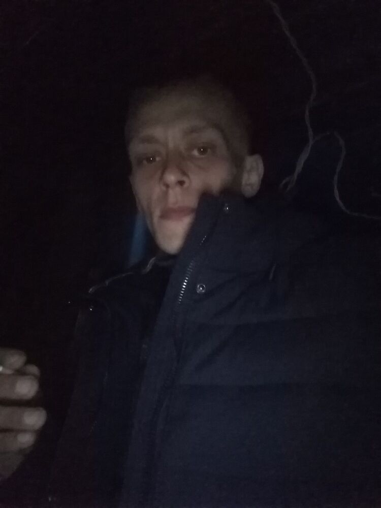  18995852  , 36 ,    