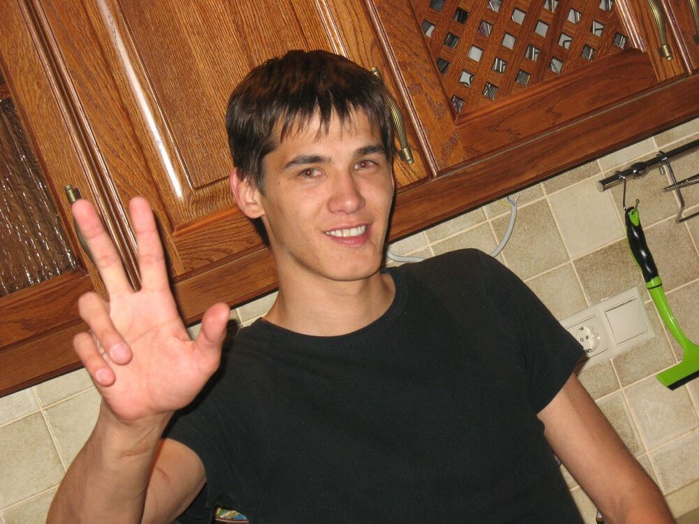 Юрий Вк