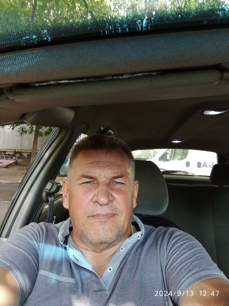  53219242  , 61 ,    