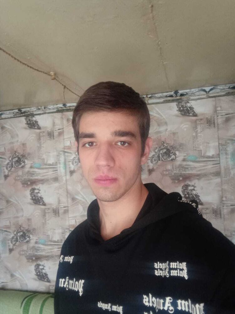  48262332  , 20 ,    