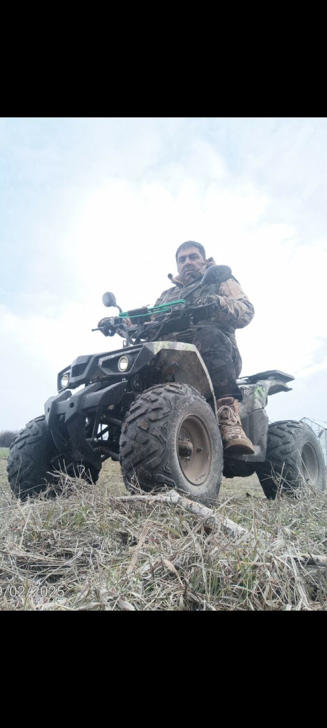  ,   Dimitar, 47 ,   c 