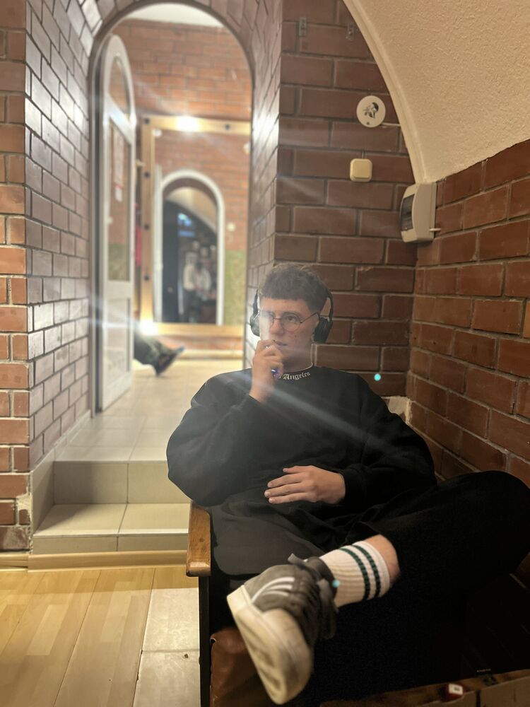 ���� 43989542 ����� ������, 19 ���, ���� ���������� � ������