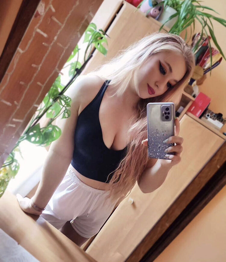  35959062  Helen, 31 ,    