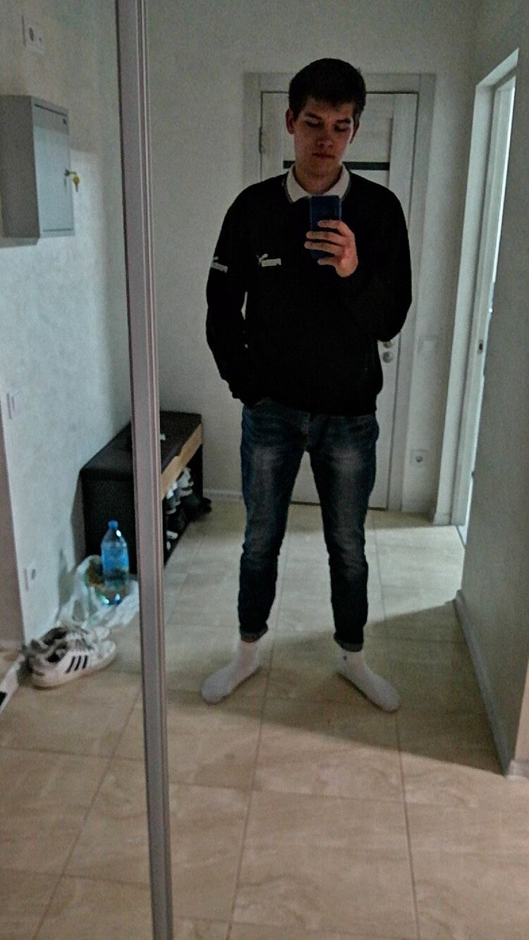  28558342  , 22 ,    