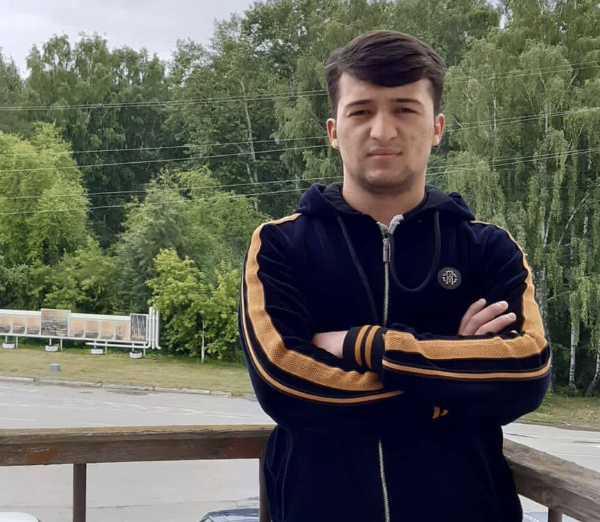  39693252  Ubaid, 24 ,    Abbots Langley