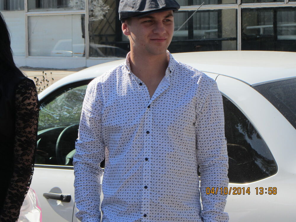  11189732  Roman, 34 ,    
