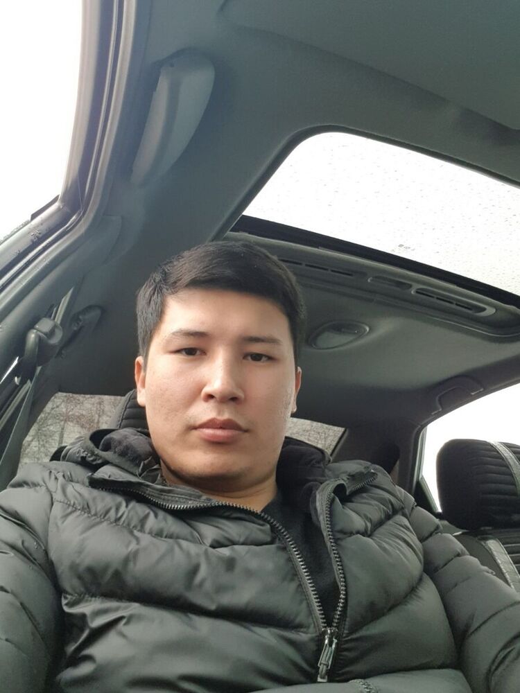  22353962  Khalikuloff, 30 ,    