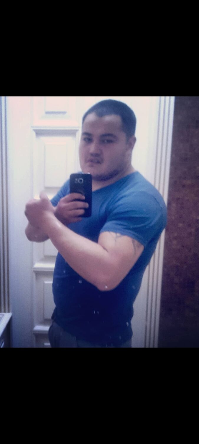  25784302  Tilek, 35 ,    