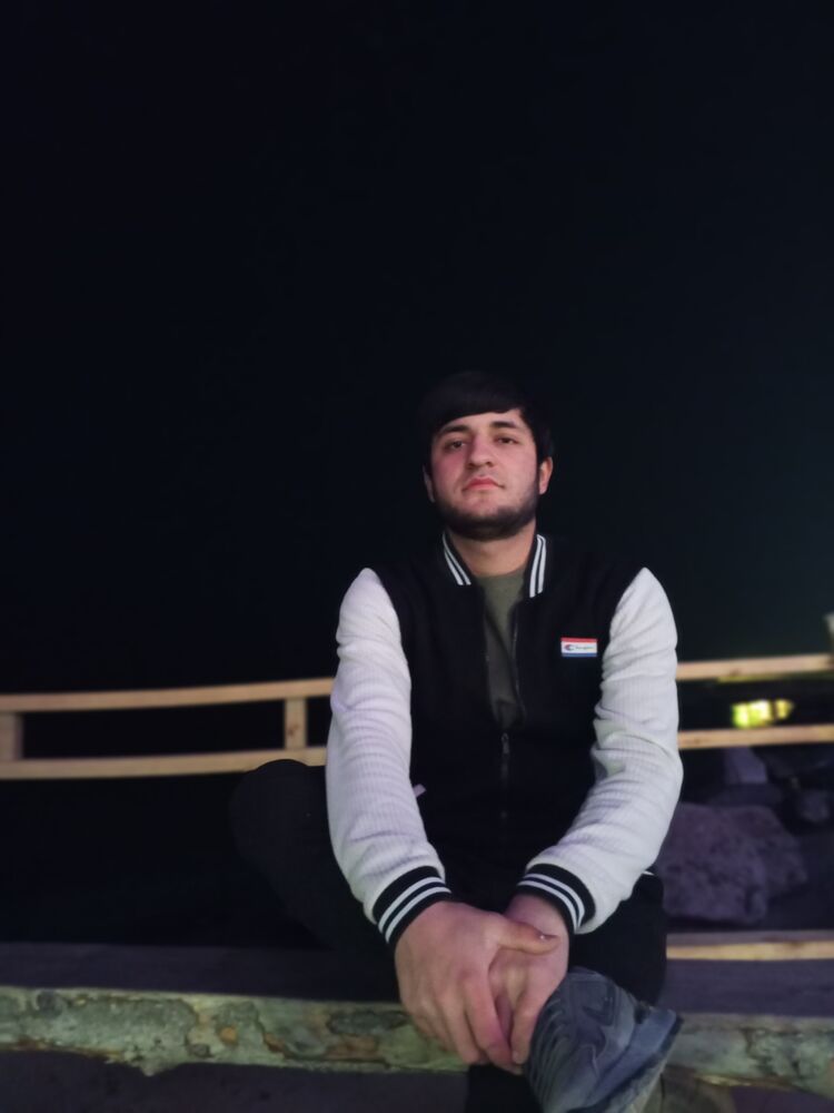  54487182  Aziz, 20 ,    