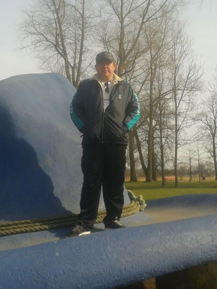 8344002  Ruslan, 45 ,    